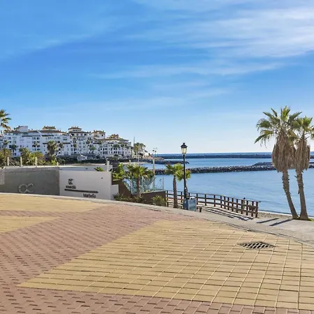 Centrico Estudio En Puerto Banus *