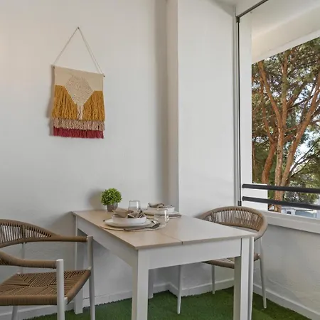 Centrico Estudio En Puerto Banus *