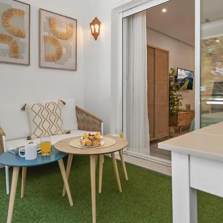 Centrico Estudio En Puerto Banus 马尔韦利亚